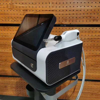 フュージョン冷血球 顔面のテーブル上の美容器 冷血球 アンチエイジング美容室